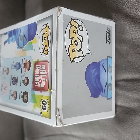 Yesss funko pop - Picture 4 of 4